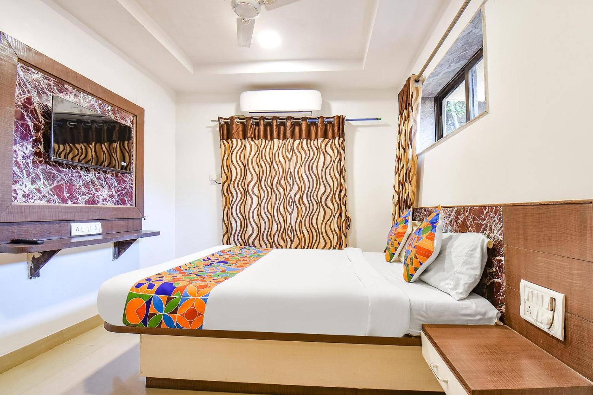 Fabhotel Bright Holidays 马哈巴莱斯赫瓦尔 外观 照片