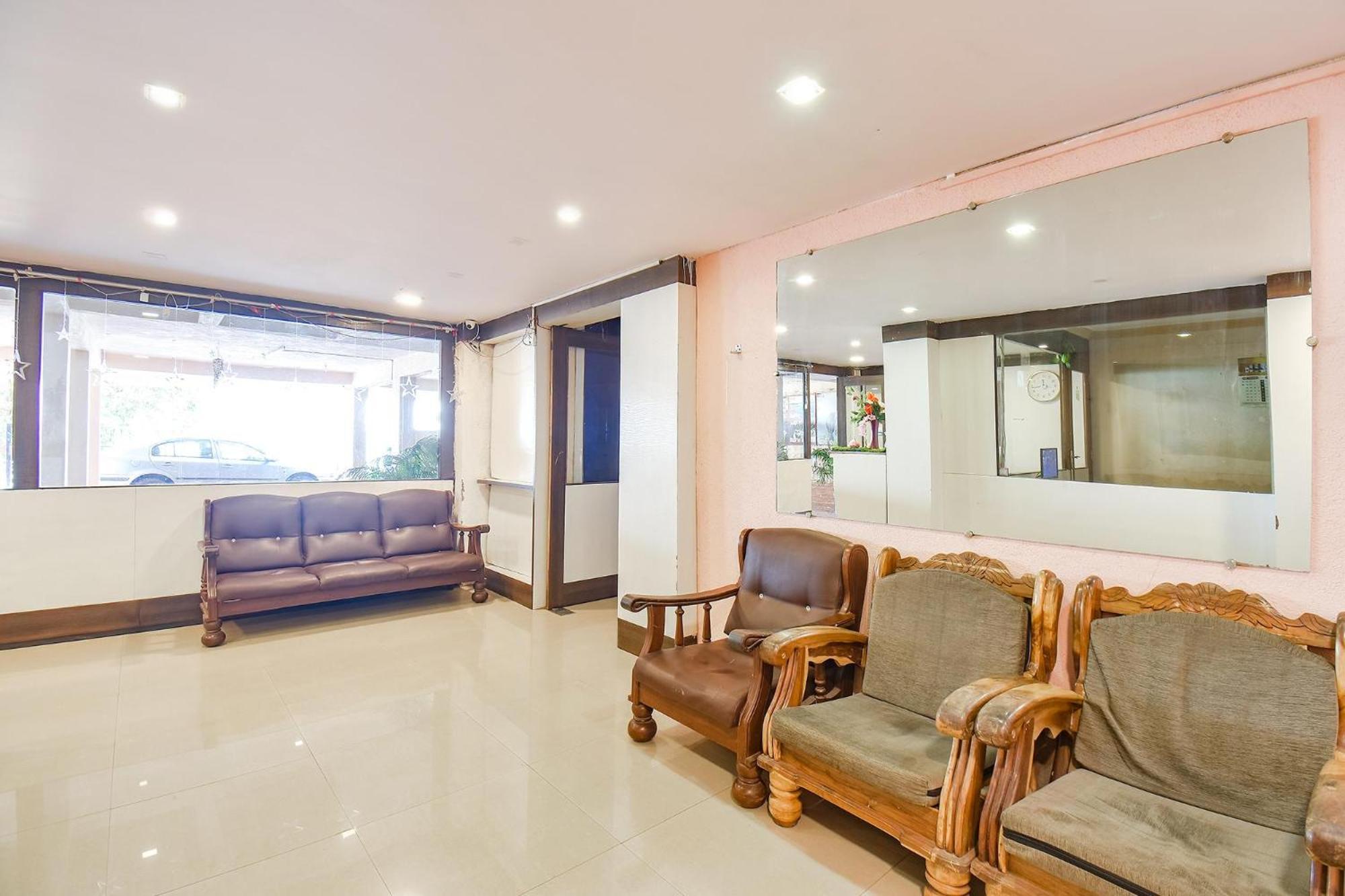 Fabhotel Bright Holidays 马哈巴莱斯赫瓦尔 外观 照片